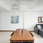 The Alfred Fern - Modern 2-Bedroom Apartment With Pool In Prime Colombo 3
