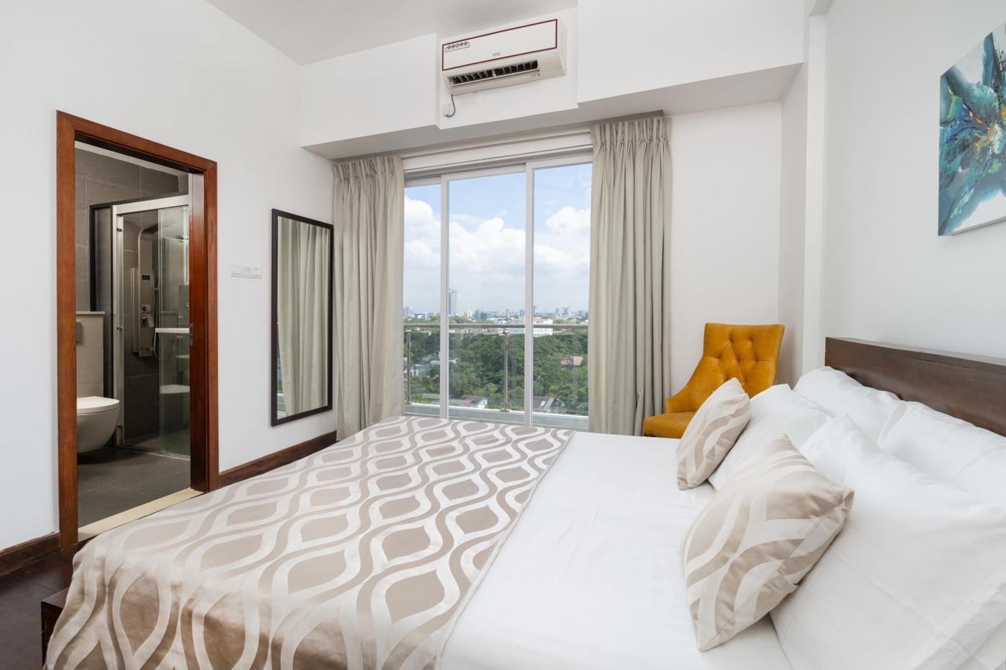 The Alfred Fern - Modern 2-bedroom With Pool In Prime 3 Apartment Colombo